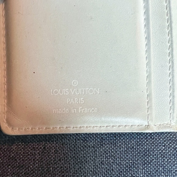 Louis Vuitton Vernis Kisslock Wallet - Picture 8 of 9